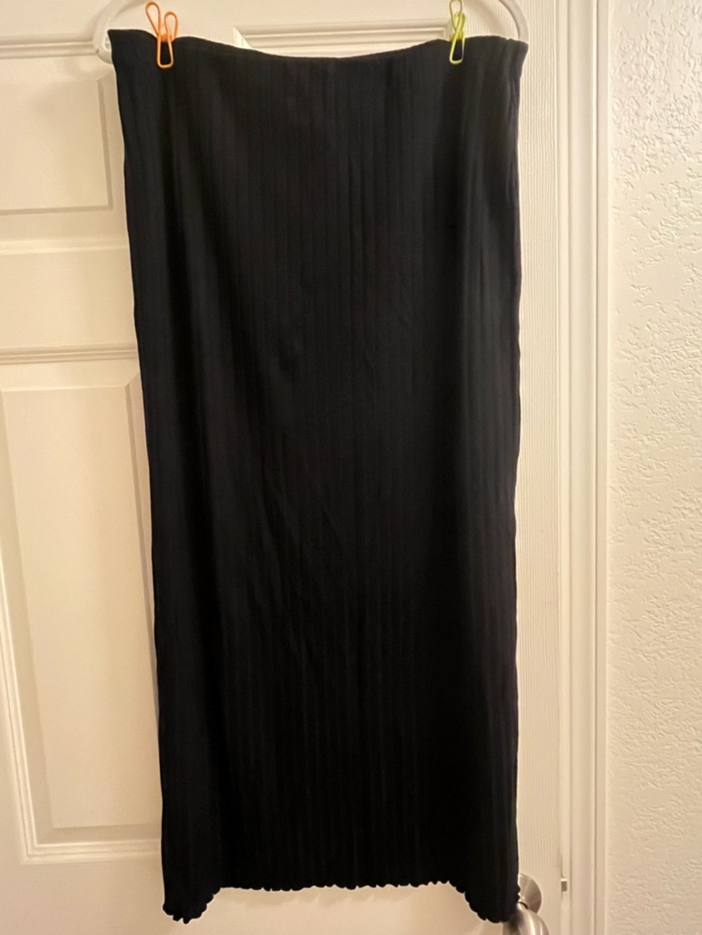 Banana Republic Ribbed Black Midi Skirt Side Slit